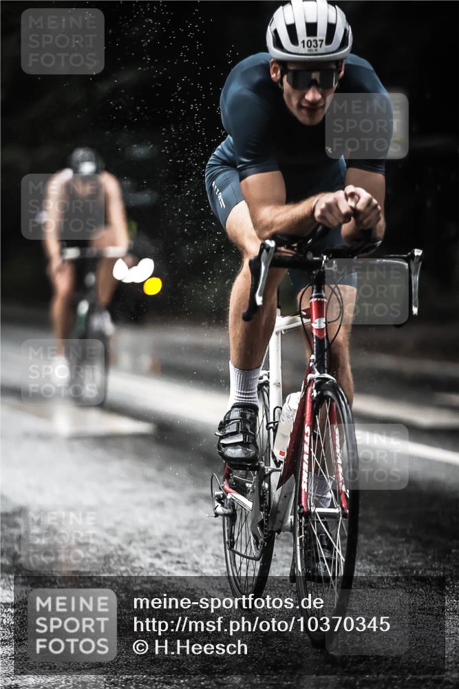 13.09.2026 - Stadtparktriathlon H.Heesch http://msf.ph/oto/10370345 13.09.2026 12:05:43 Radfahren 899, 918, 920, 954, 970, 980, 999, 1009, 1037, 1065 meine-sportfotos.de