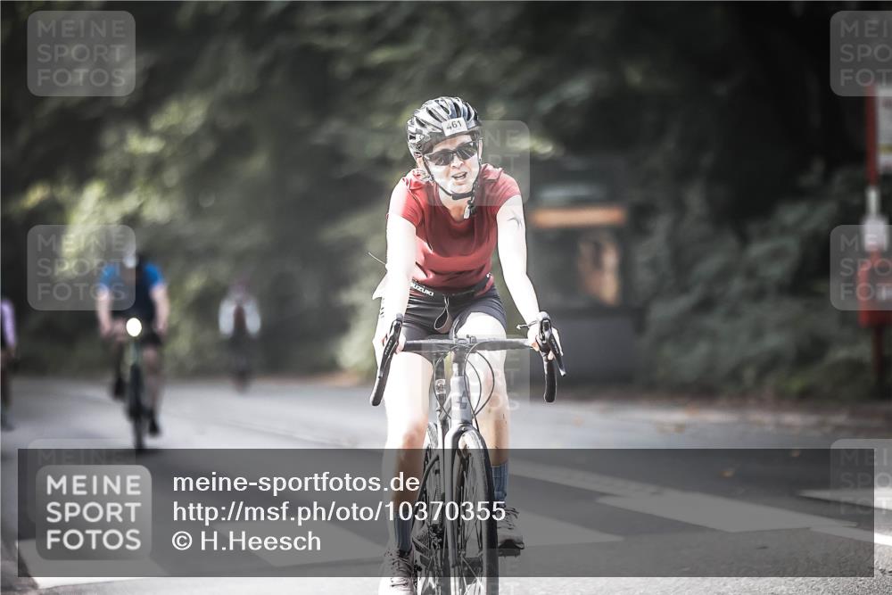 13.09.2026 - Stadtparktriathlon H.Heesch http://msf.ph/oto/10370355 13.09.2026 10:49:42 Radfahren 409, 442, 457, 461, 554 meine-sportfotos.de