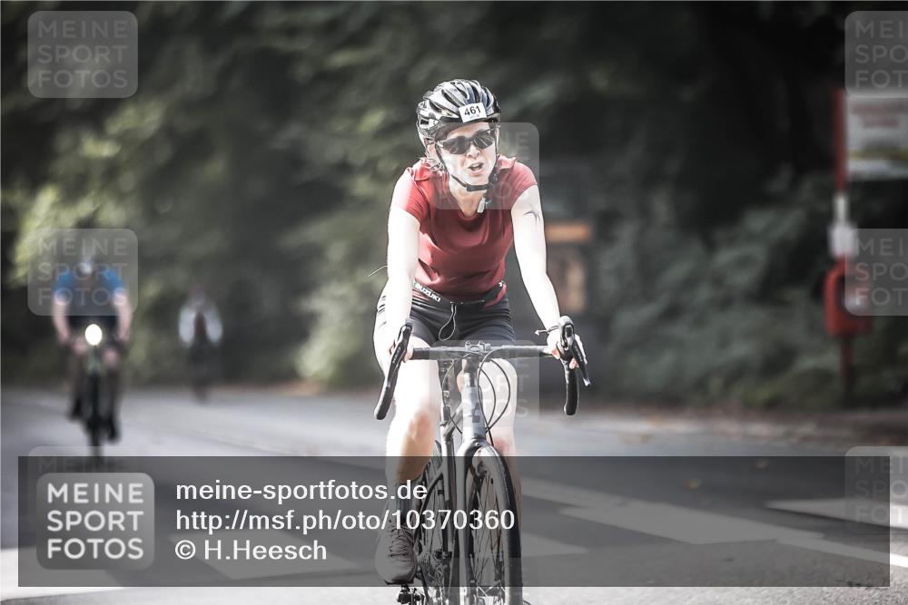 13.09.2026 - Stadtparktriathlon H.Heesch http://msf.ph/oto/10370360 13.09.2026 10:49:42 Radfahren 409, 442, 457, 461, 554 meine-sportfotos.de