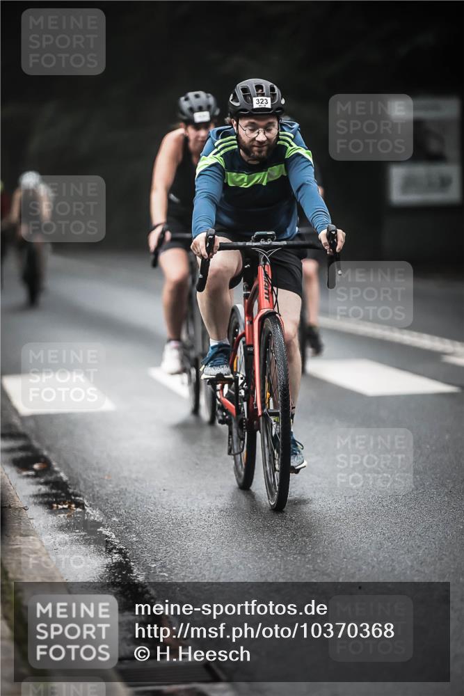 13.09.2026 - Stadtparktriathlon H.Heesch http://msf.ph/oto/10370368 13.09.2026 10:19:55 Radfahren 273, 323, 328, 377, 406, 414, 434 meine-sportfotos.de
