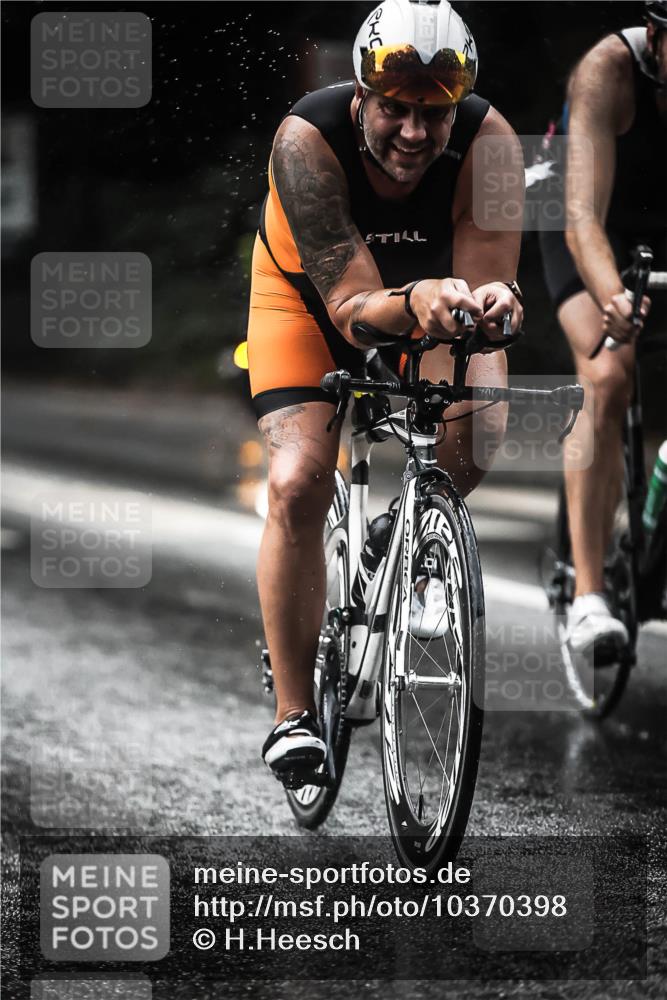 13.09.2026 - Stadtparktriathlon H.Heesch http://msf.ph/oto/10370398 13.09.2026 12:05:44 Radfahren 899, 918, 920, 954, 970, 980, 999, 1009, 1037, 1065 meine-sportfotos.de