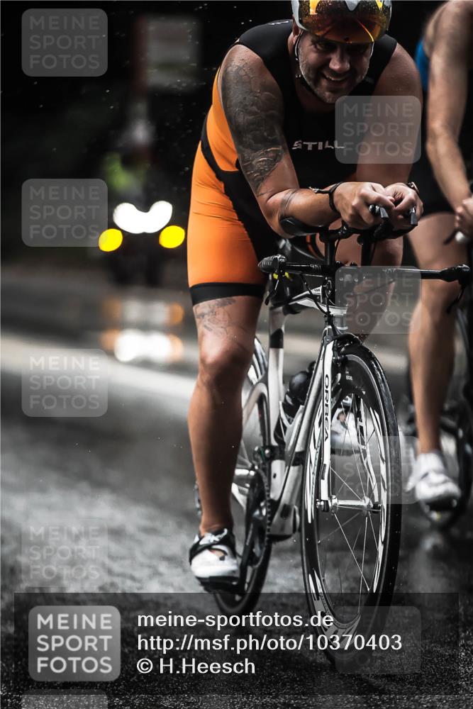 13.09.2026 - Stadtparktriathlon H.Heesch http://msf.ph/oto/10370403 13.09.2026 12:05:45 Radfahren 899, 918, 920, 954, 980, 999, 1009, 1037, 1065 meine-sportfotos.de