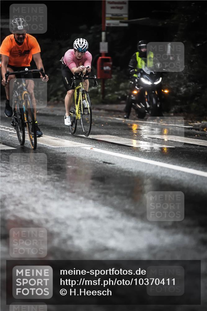 13.09.2026 - Stadtparktriathlon H.Heesch http://msf.ph/oto/10370411 13.09.2026 12:05:47 Radfahren 899, 918, 920, 954, 980, 999, 1009, 1037, 1051, 1065 meine-sportfotos.de
