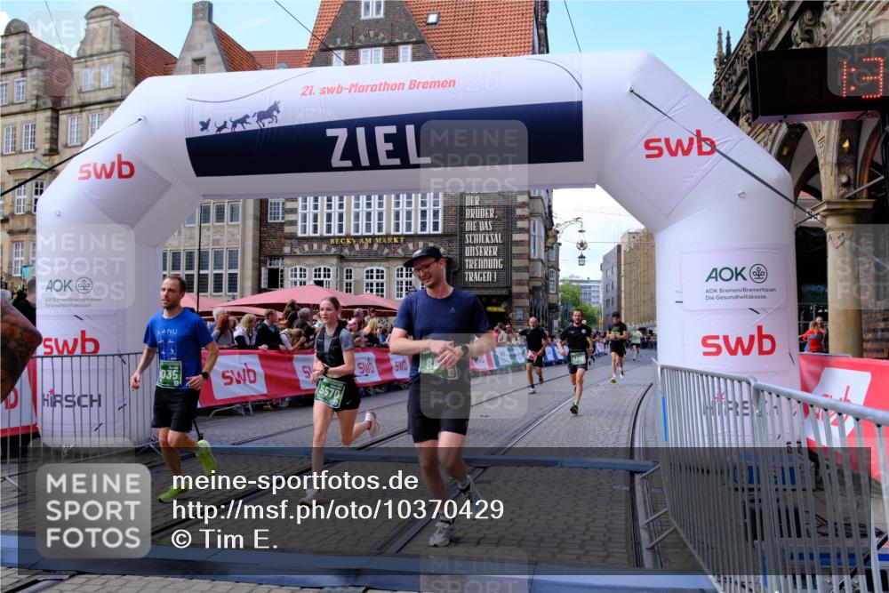 13.09.2026 - 21. swb-Marathon Bremen Tim E. http://msf.ph/oto/10370429 13.09.2026 13:07:59 Ziel 819, 969, 2135, 4732, 4852, 4990, 5570, 5976, 7558, 7803, 8611, 8737, 9035, 9356 meine-sportfotos.de