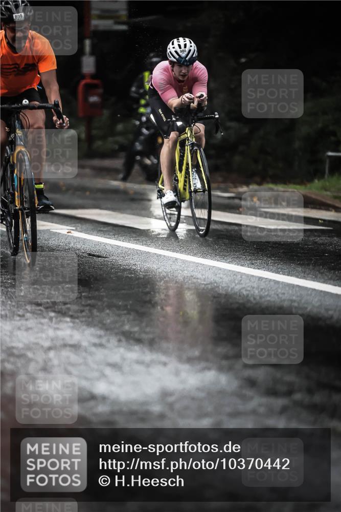 13.09.2026 - Stadtparktriathlon H.Heesch http://msf.ph/oto/10370442 13.09.2026 12:05:48 Radfahren 864, 894, 899, 918, 980, 999, 1009, 1037, 1051, 1065 meine-sportfotos.de