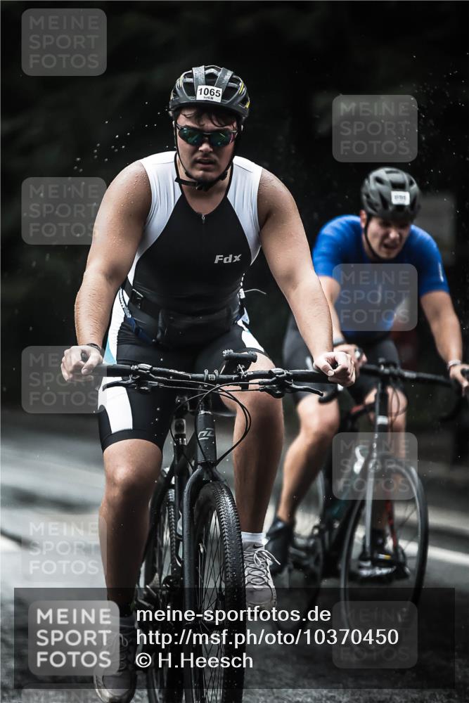 13.09.2026 - Stadtparktriathlon H.Heesch http://msf.ph/oto/10370450 13.09.2026 12:05:49 Radfahren 864, 894, 899, 918, 980, 999, 1009, 1051, 1065 meine-sportfotos.de