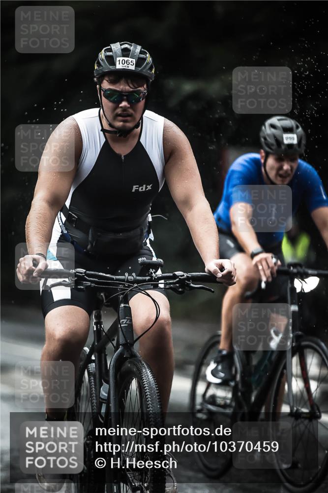 13.09.2026 - Stadtparktriathlon H.Heesch http://msf.ph/oto/10370459 13.09.2026 12:05:49 Radfahren 864, 894, 899, 918, 980, 999, 1009, 1051, 1065 meine-sportfotos.de