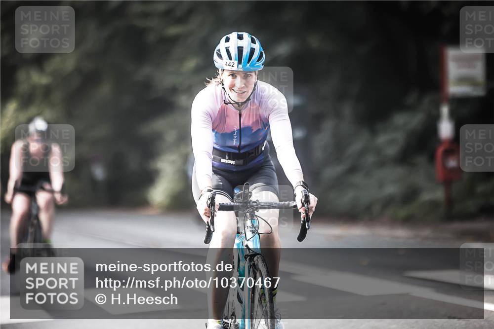 13.09.2026 - Stadtparktriathlon H.Heesch http://msf.ph/oto/10370467 13.09.2026 10:49:46 Radfahren 399, 407, 442, 457, 461, 554 meine-sportfotos.de