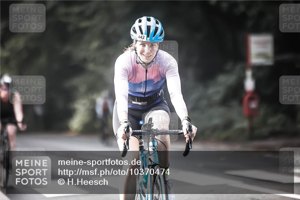 13.09.2026 - Stadtparktriathlon H.Heesch http://msf.ph/oto/10370474 13.09.2026 10:49:47 Radfahren 399, 407, 442, 457, 461, 548, 554 meine-sportfotos.de