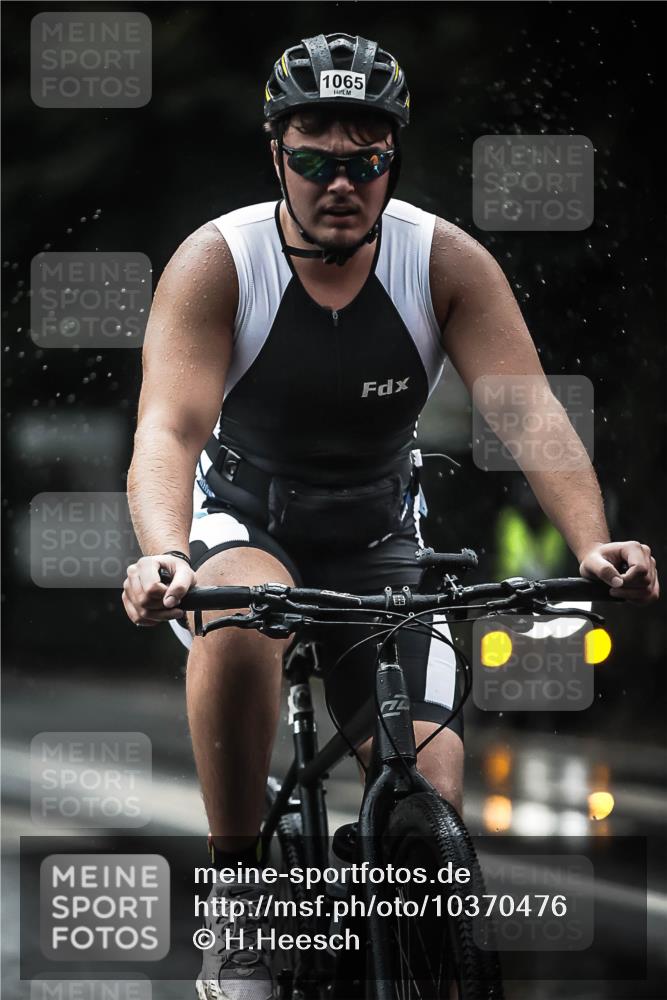 13.09.2026 - Stadtparktriathlon H.Heesch http://msf.ph/oto/10370476 13.09.2026 12:05:49 Radfahren 864, 894, 899, 918, 980, 999, 1009, 1051, 1065 meine-sportfotos.de