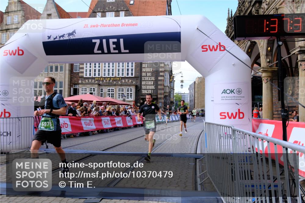 13.09.2026 - 21. swb-Marathon Bremen Tim E. http://msf.ph/oto/10370479 13.09.2026 13:08:01 Ziel 819, 969, 2135, 4732, 4852, 4990, 5570, 5976, 7558, 7803, 8611, 8737, 9035, 9356 meine-sportfotos.de