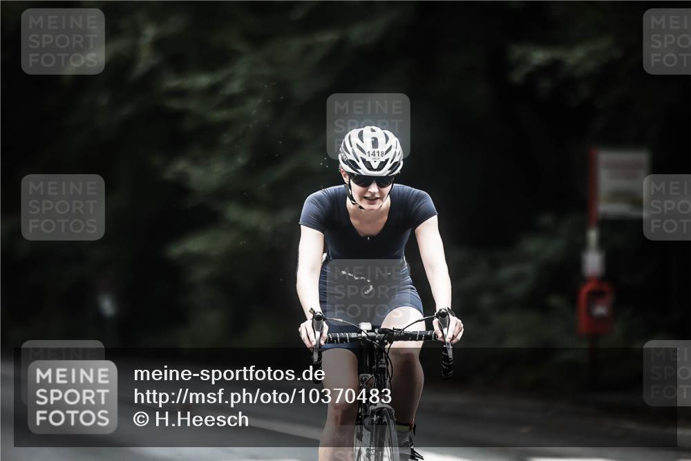 13.09.2026 - Stadtparktriathlon H.Heesch http://msf.ph/oto/10370483 13.09.2026 13:24:21 Radfahren 1410, 1418, 1480, 1494, 1501, 1523 meine-sportfotos.de