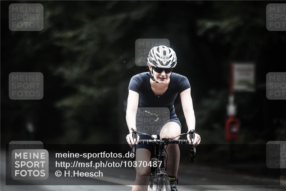 13.09.2026 - Stadtparktriathlon H.Heesch http://msf.ph/oto/10370487 13.09.2026 13:24:21 Radfahren 1410, 1418, 1480, 1494, 1501, 1523 meine-sportfotos.de