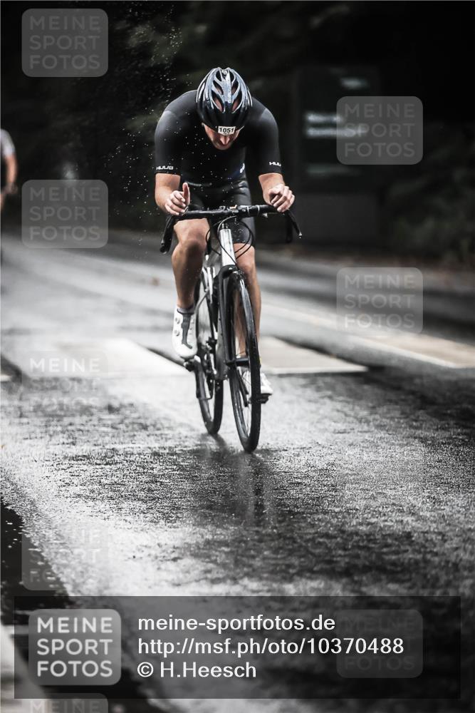 13.09.2026 - Stadtparktriathlon H.Heesch http://msf.ph/oto/10370488 13.09.2026 12:05:52 Radfahren 864, 894, 899, 980, 999, 1051, 1065 meine-sportfotos.de