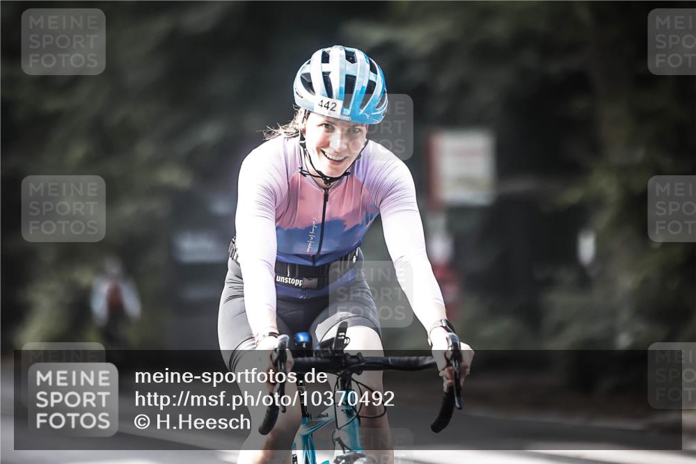 13.09.2026 - Stadtparktriathlon H.Heesch http://msf.ph/oto/10370492 13.09.2026 10:49:47 Radfahren 399, 407, 442, 457, 461, 548, 554 meine-sportfotos.de