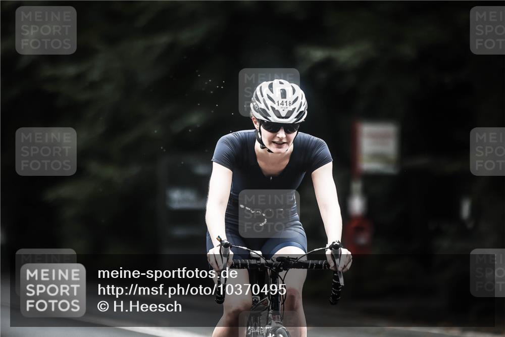 13.09.2026 - Stadtparktriathlon H.Heesch http://msf.ph/oto/10370495 13.09.2026 13:24:21 Radfahren 1410, 1418, 1480, 1494, 1501, 1523 meine-sportfotos.de