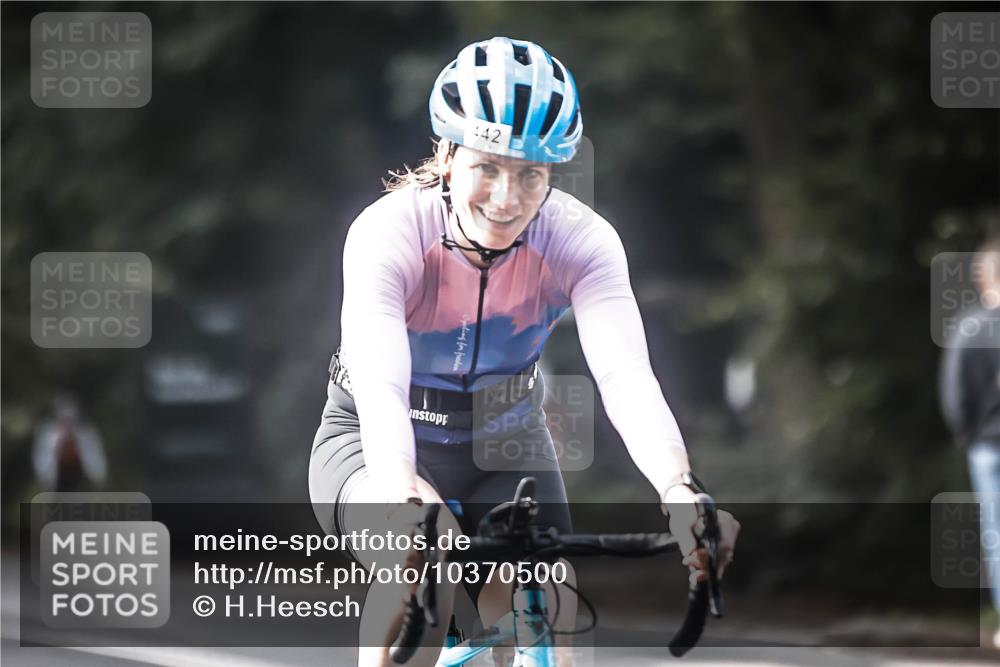 13.09.2026 - Stadtparktriathlon H.Heesch http://msf.ph/oto/10370500 13.09.2026 10:49:47 Radfahren 399, 407, 442, 457, 461, 548, 554 meine-sportfotos.de
