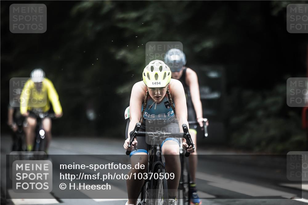 13.09.2026 - Stadtparktriathlon H.Heesch http://msf.ph/oto/10370509 13.09.2026 13:24:24 Radfahren 1410, 1418, 1454, 1480, 1494 meine-sportfotos.de