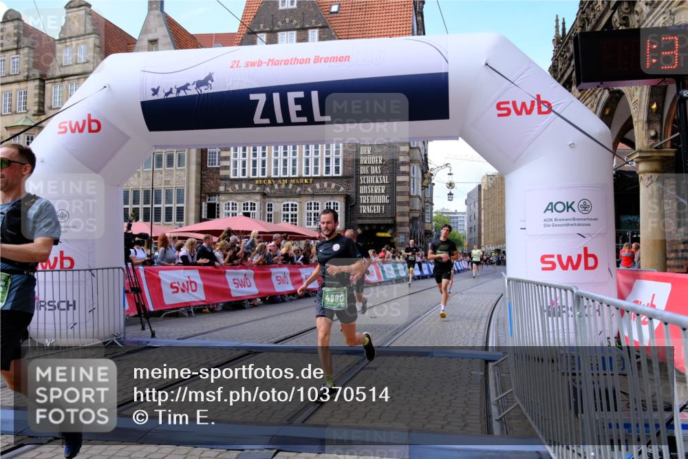 13.09.2026 - 21. swb-Marathon Bremen Tim E. http://msf.ph/oto/10370514 13.09.2026 13:08:01 Ziel 819, 969, 2135, 4732, 4852, 4990, 5570, 5976, 7558, 7803, 8611, 8737, 9035, 9356 meine-sportfotos.de
