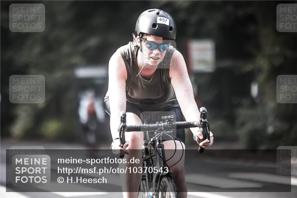 13.09.2026 - Stadtparktriathlon H.Heesch http://msf.ph/oto/10370543 13.09.2026 10:49:49 Radfahren 399, 407, 442, 457, 548, 554 meine-sportfotos.de