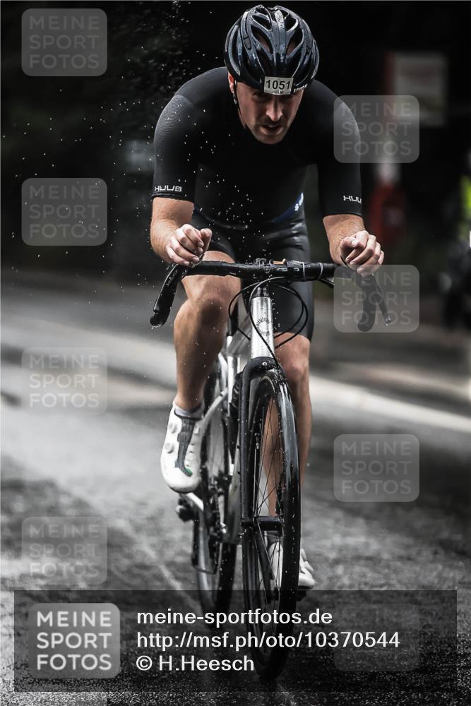 13.09.2026 - Stadtparktriathlon H.Heesch http://msf.ph/oto/10370544 13.09.2026 12:05:53 Radfahren 864, 894, 899, 980, 999, 1051, 1065 meine-sportfotos.de
