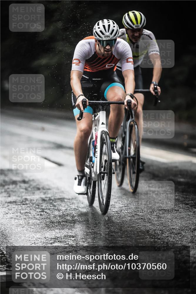 13.09.2026 - Stadtparktriathlon H.Heesch http://msf.ph/oto/10370560 13.09.2026 12:05:55 Radfahren 864, 894, 999, 1051, 1065 meine-sportfotos.de
