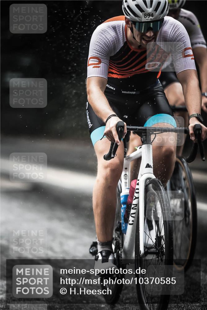 13.09.2026 - Stadtparktriathlon H.Heesch http://msf.ph/oto/10370585 13.09.2026 12:05:55 Radfahren 864, 894, 999, 1051, 1065 meine-sportfotos.de