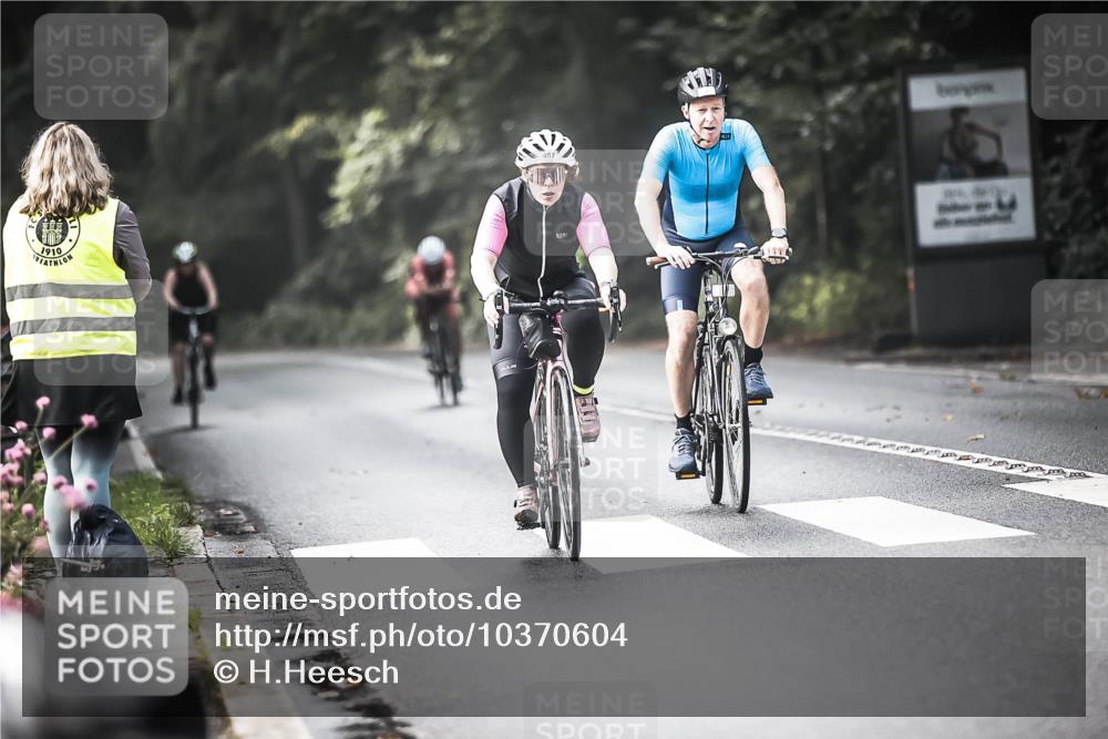 13.09.2026 - Stadtparktriathlon H.Heesch http://msf.ph/oto/10370604 13.09.2026 10:49:51 Radfahren 399, 407, 442, 447, 457, 548, 554 meine-sportfotos.de