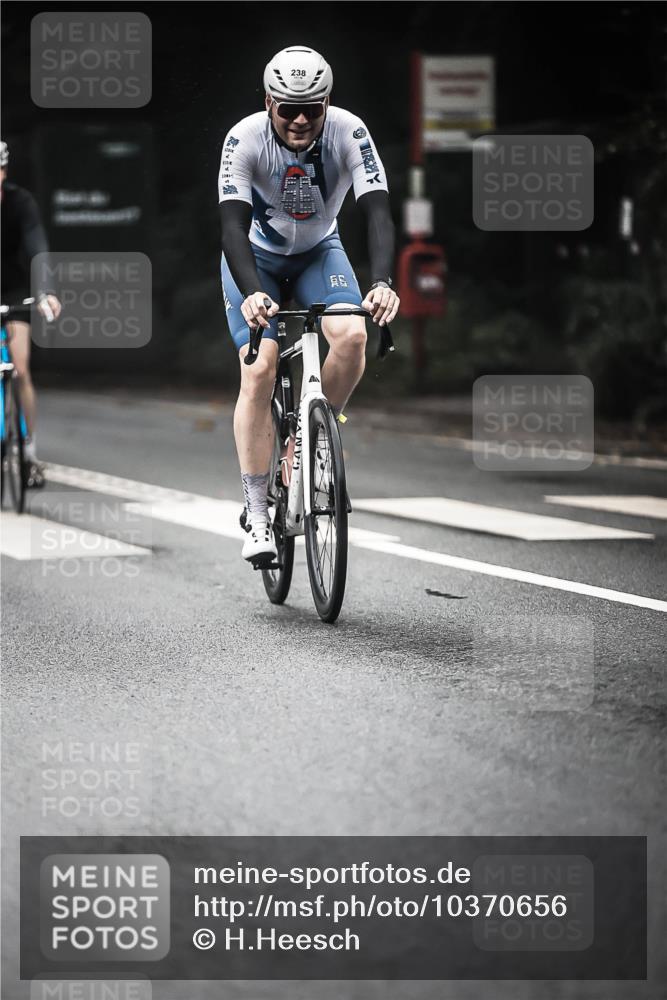 13.09.2026 - Stadtparktriathlon H.Heesch http://msf.ph/oto/10370656 13.09.2026 10:20:16 Radfahren 238, 248, 310, 385, 390, 400, 415, 432, 433, 450 meine-sportfotos.de