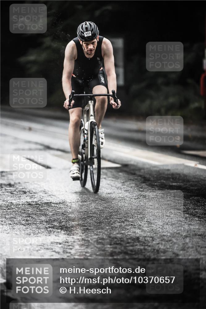 13.09.2026 - Stadtparktriathlon H.Heesch http://msf.ph/oto/10370657 13.09.2026 12:06:16 Radfahren 884, 903, 955, 1007, 1045 meine-sportfotos.de