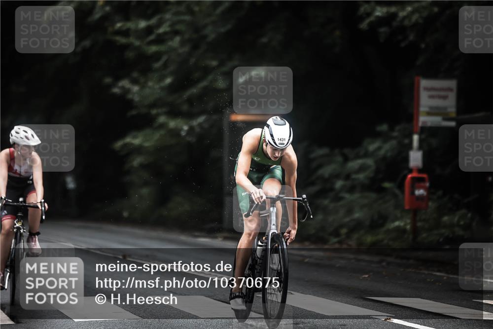 13.09.2026 - Stadtparktriathlon H.Heesch http://msf.ph/oto/10370675 13.09.2026 13:24:40 Radfahren 1359, 1389, 1427, 1431, 1445, 1502 meine-sportfotos.de