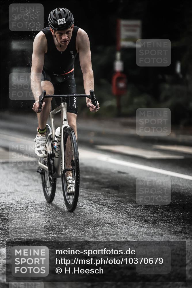 13.09.2026 - Stadtparktriathlon H.Heesch http://msf.ph/oto/10370679 13.09.2026 12:06:17 Radfahren 884, 886, 903, 955, 1007, 1045 meine-sportfotos.de