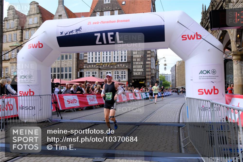 13.09.2026 - 21. swb-Marathon Bremen Tim E. http://msf.ph/oto/10370684 13.09.2026 13:08:05 Ziel 969, 4732, 4852, 4990, 5570, 5976, 7558, 8611, 8737, 9035, 9356 meine-sportfotos.de