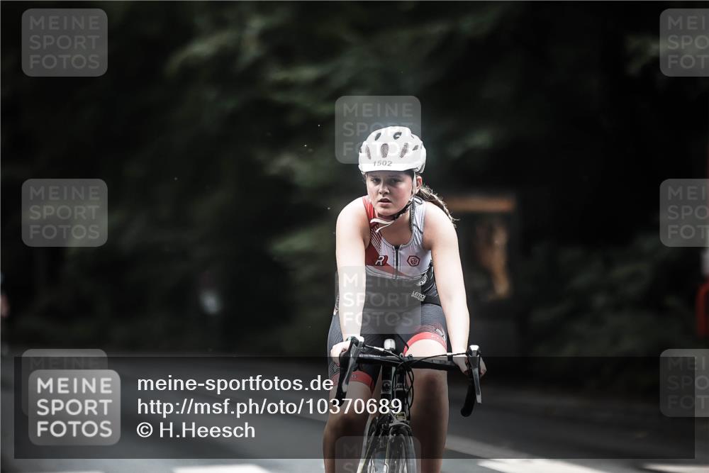 13.09.2026 - Stadtparktriathlon H.Heesch http://msf.ph/oto/10370689 13.09.2026 13:24:42 Radfahren 1389, 1427, 1431, 1445, 1462, 1502 meine-sportfotos.de