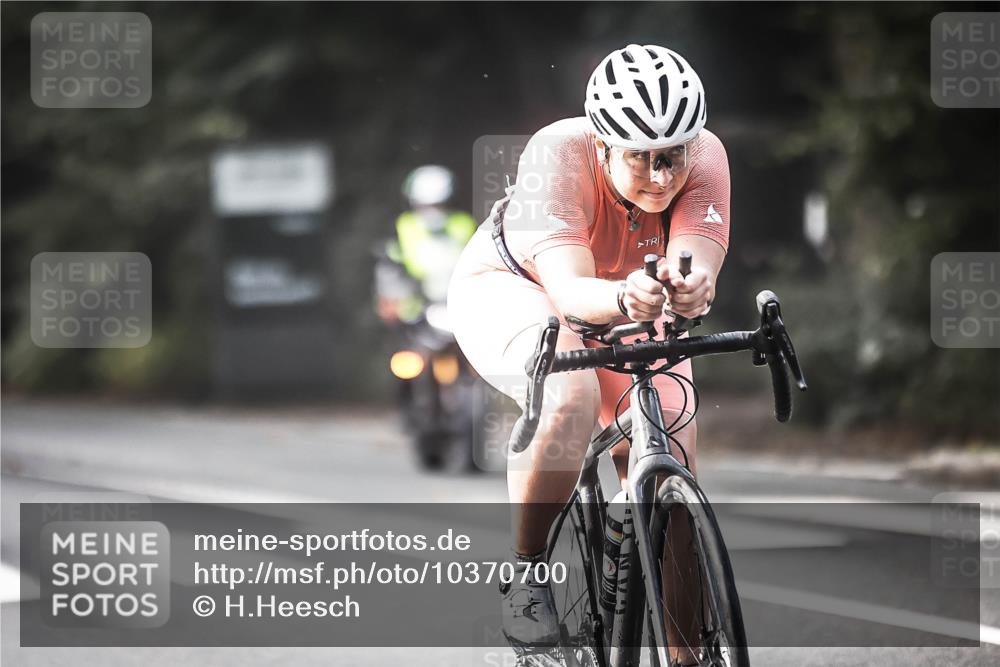 13.09.2026 - Stadtparktriathlon H.Heesch http://msf.ph/oto/10370700 13.09.2026 10:49:56 Radfahren 399, 407, 423, 447, 548 meine-sportfotos.de