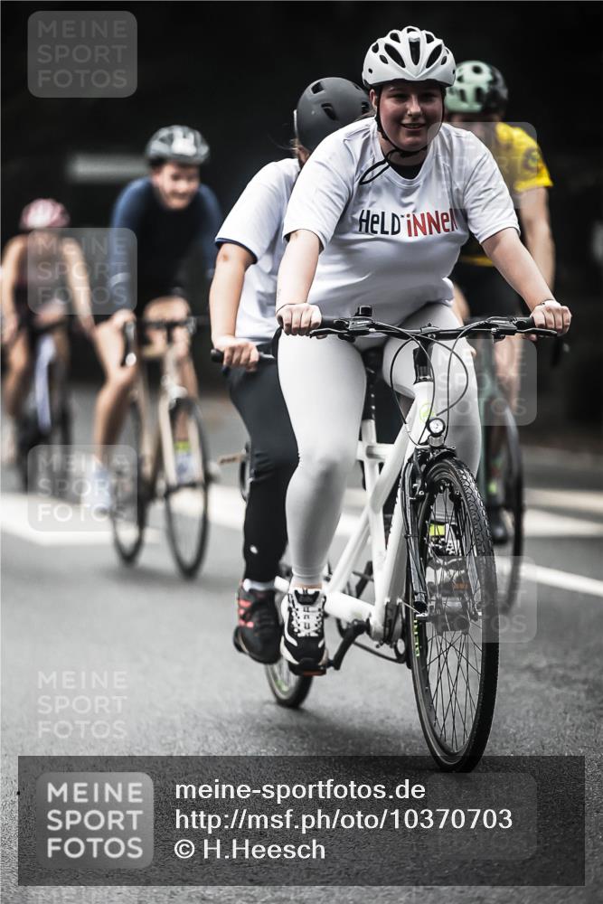 13.09.2026 - Stadtparktriathlon H.Heesch http://msf.ph/oto/10370703 13.09.2026 10:20:19 Radfahren 238, 248, 308, 310, 385, 390, 400, 433, 450 meine-sportfotos.de