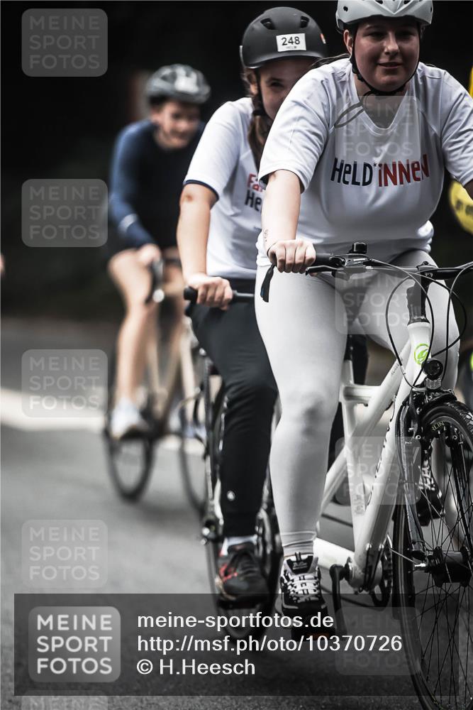 13.09.2026 - Stadtparktriathlon H.Heesch http://msf.ph/oto/10370726 13.09.2026 10:20:20 Radfahren 238, 248, 308, 310, 385, 390, 400, 433, 450 meine-sportfotos.de