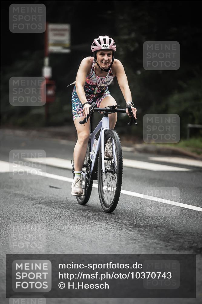 13.09.2026 - Stadtparktriathlon H.Heesch http://msf.ph/oto/10370743 13.09.2026 10:20:20 Radfahren 238, 248, 308, 310, 385, 390, 400, 433, 450 meine-sportfotos.de