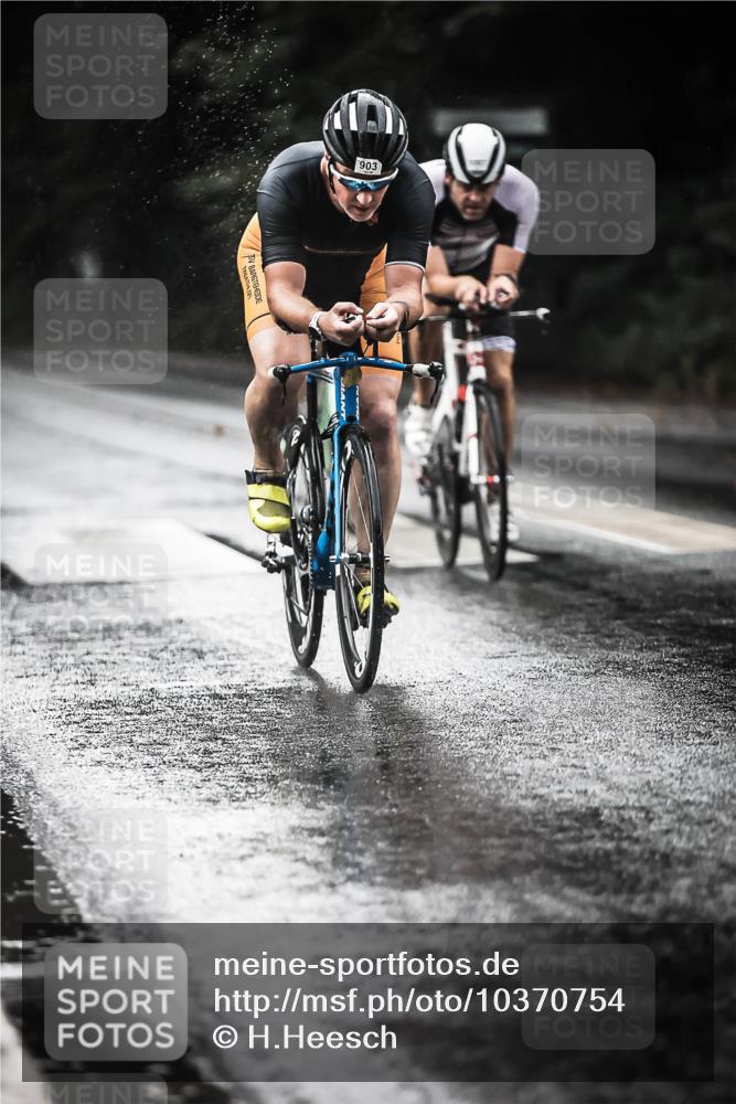 13.09.2026 - Stadtparktriathlon H.Heesch http://msf.ph/oto/10370754 13.09.2026 12:06:19 Radfahren 884, 886, 903, 955, 1007, 1045 meine-sportfotos.de