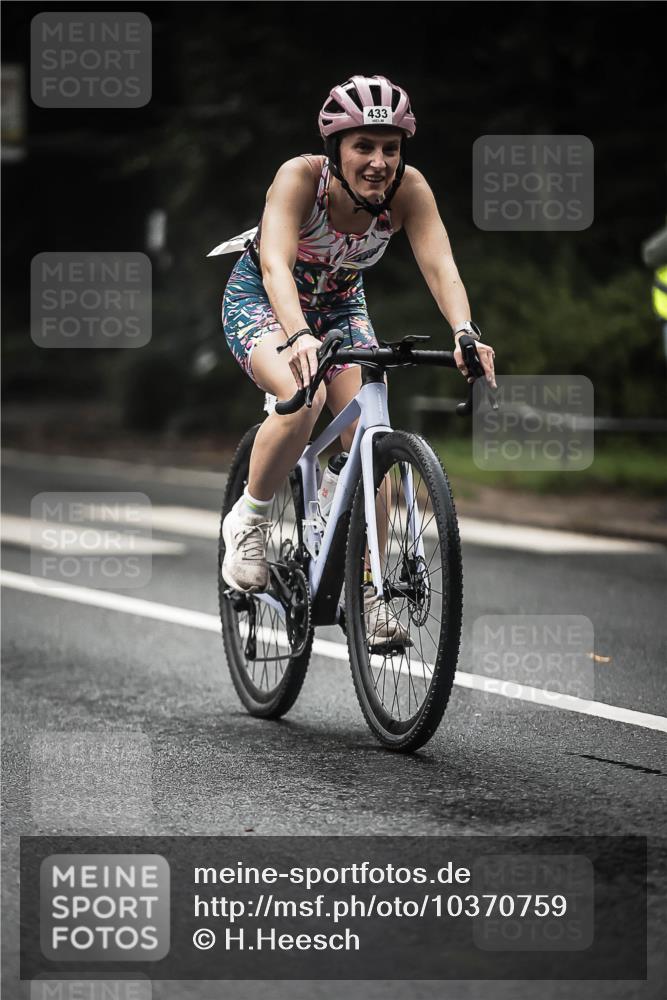 13.09.2026 - Stadtparktriathlon H.Heesch http://msf.ph/oto/10370759 13.09.2026 10:20:21 Radfahren 238, 248, 308, 310, 385, 390, 400, 433, 450 meine-sportfotos.de
