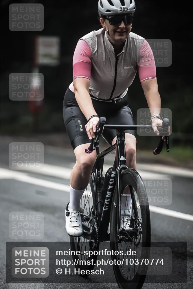 13.09.2026 - Stadtparktriathlon H.Heesch http://msf.ph/oto/10370774 13.09.2026 10:20:22 Radfahren 238, 248, 308, 310, 383, 385, 390, 400, 433, 450 meine-sportfotos.de