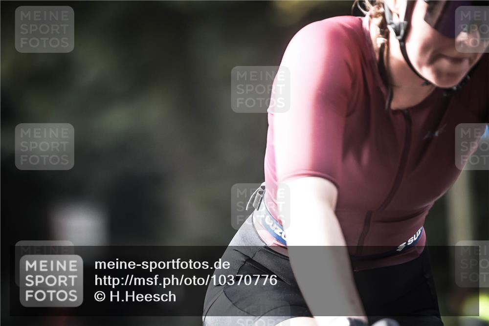 13.09.2026 - Stadtparktriathlon H.Heesch http://msf.ph/oto/10370776 13.09.2026 10:50:06 Radfahren 359, 402, 421 meine-sportfotos.de