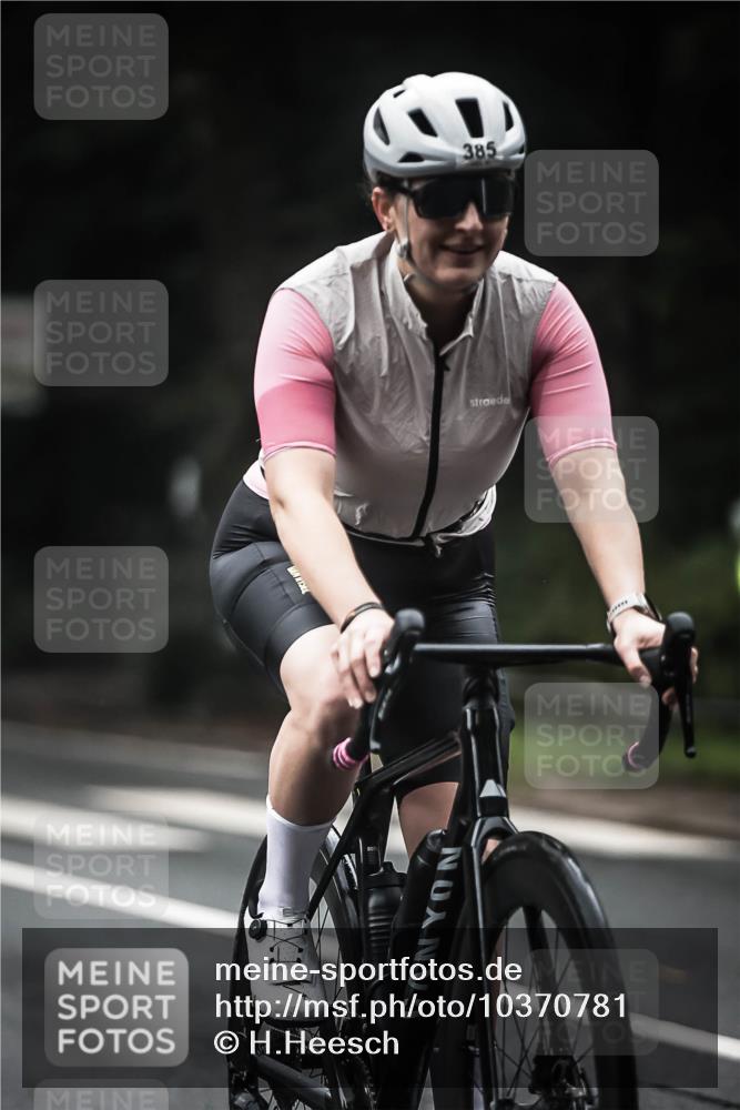 13.09.2026 - Stadtparktriathlon H.Heesch http://msf.ph/oto/10370781 13.09.2026 10:20:22 Radfahren 238, 248, 308, 310, 383, 385, 390, 400, 433, 450 meine-sportfotos.de