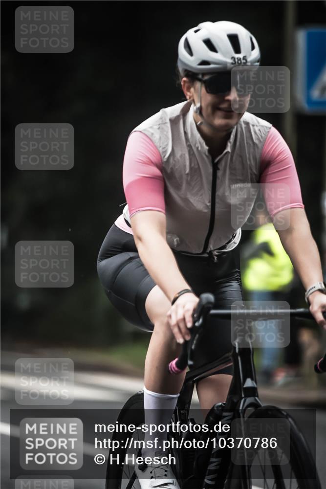 13.09.2026 - Stadtparktriathlon H.Heesch http://msf.ph/oto/10370786 13.09.2026 10:20:22 Radfahren 238, 248, 308, 310, 383, 385, 390, 400, 433, 450 meine-sportfotos.de