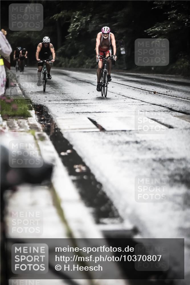 13.09.2026 - Stadtparktriathlon H.Heesch http://msf.ph/oto/10370807 13.09.2026 12:06:21 Radfahren 884, 886, 903, 955, 1007, 1025, 1045 meine-sportfotos.de