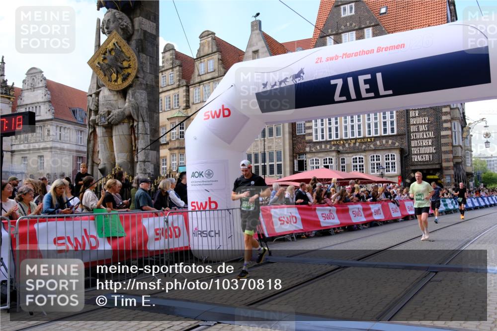 13.09.2026 - 21. swb-Marathon Bremen Tim E. http://msf.ph/oto/10370818 13.09.2026 13:08:07 Ziel 969, 4732, 4852, 4990, 5976, 7558, 8737, 9356, 13160 meine-sportfotos.de