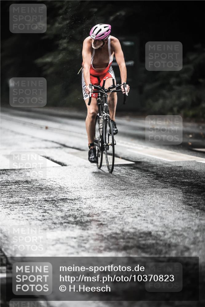 13.09.2026 - Stadtparktriathlon H.Heesch http://msf.ph/oto/10370823 13.09.2026 12:06:23 Radfahren 884, 886, 903, 998, 1007, 1025, 1045 meine-sportfotos.de