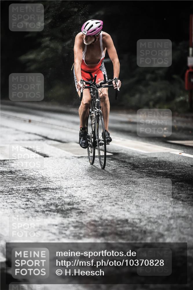 13.09.2026 - Stadtparktriathlon H.Heesch http://msf.ph/oto/10370828 13.09.2026 12:06:23 Radfahren 884, 886, 903, 998, 1007, 1025, 1045 meine-sportfotos.de