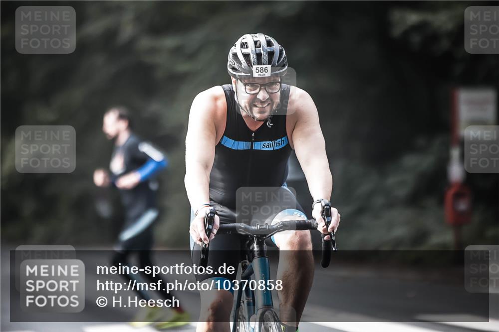 13.09.2026 - Stadtparktriathlon H.Heesch http://msf.ph/oto/10370858 13.09.2026 10:50:16 Radfahren 514, 539, 586 meine-sportfotos.de