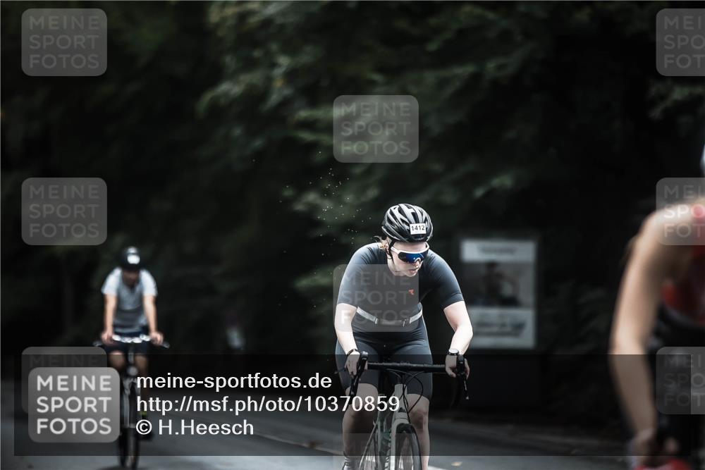 13.09.2026 - Stadtparktriathlon H.Heesch http://msf.ph/oto/10370859 13.09.2026 13:24:59 Radfahren 1412, 1437, 1495, 1509 meine-sportfotos.de